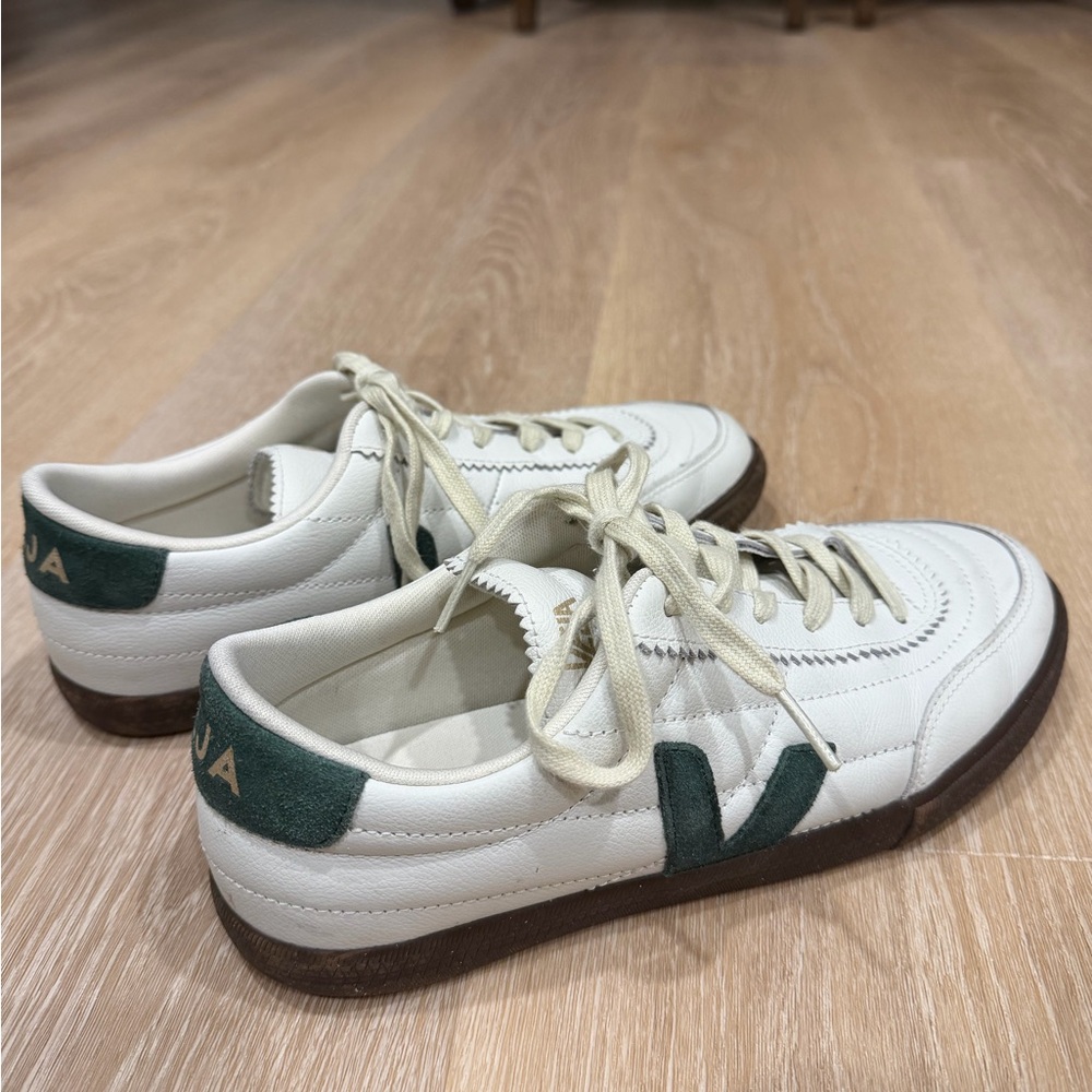 Veja Panenka Sneaker